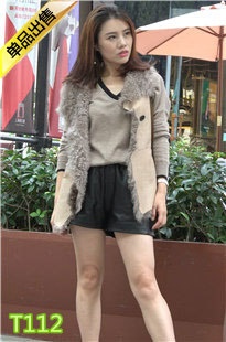 4K-街拍黑色皮短裤高跟极品白皙MT美女第2季T112[1.35G]