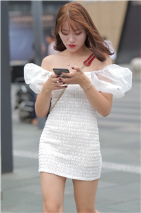 娇美的短裙女生3A2854[251M]