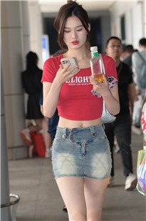 美腿爱穿拖鞋俩闺蜜3A6569[1.41G]