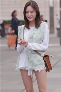 热裤美女3A2494[1.61G]