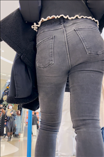 小姐姐的屯很圆很圆的KL198[1.32G]