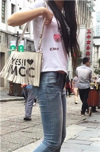 极品蓝牛圆紧臀美MM第一季[467M/MOV]