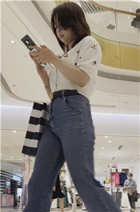 有韵味的牛仔裤美女JS340[1.05G]