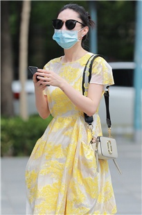 白腿高跟美女3A3262[726M]