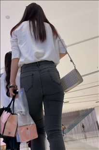 紧身宽屯灰牛小姐姐内痕明显KL023[491M]