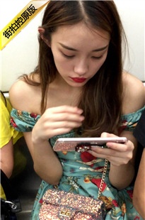 【醉爱作品】地铁上的极品漂亮MM [144M/MOV]