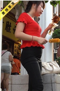 【纳兰xing急作品】前凸后翘吃货一枚 [MP4/235MB]