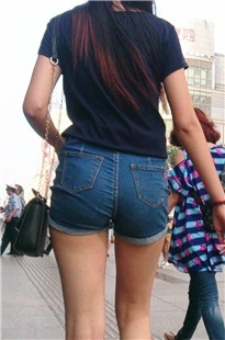 超紧牛仔热裤细长腿[90M/MP4]