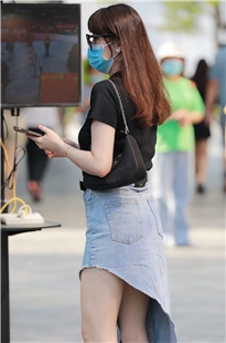 白嫩高跟美女3A2210[2.08G]