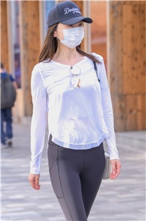 【街拍之魂赛帖】黑色紧身裤美女MJ2055[815M]