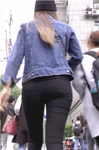 戴帽子的长发黑色紧身裤小妹[389M/M2TS]