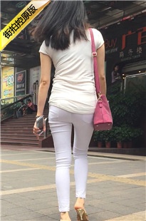 街拍长发白色紧身裤翘臀妹子[260M/MOV]