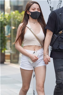 热裤美腿女友MJ1897[425M]