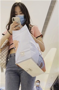 苹果屯牛仔长发小姐姐XJ022[4.52G]