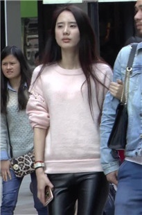 清纯皮裤美女[78M/MP4]