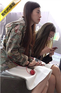 4K-白裙美足女孩[1.45G/MP4]