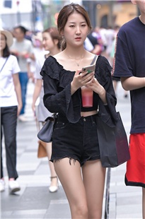 热裤美腿女盆友3A3010[338M]