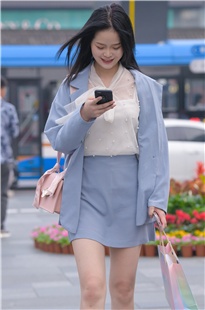 好美的美腿高跟鞋美眉3A2842[595M]