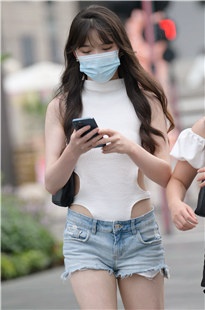 热裤大白腿3A4736[3.36G]