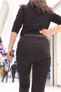 紧身黑裤饱满紧屯金三角少妇JS316[5.63G]