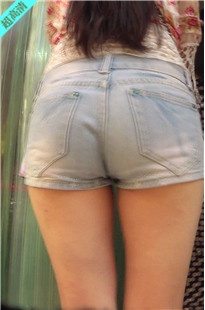 拥有极品翘臀的妹纸[669M/MTS]