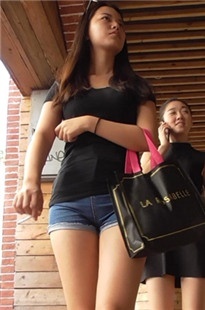 【纳兰xing急作品】吸烟MM的极致MT [MP4/836MB]