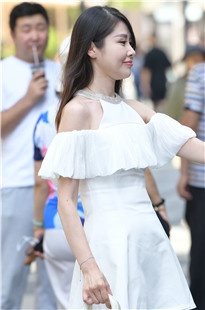 优雅知性美腿美女【套图+视频】3A7928[2.62G]