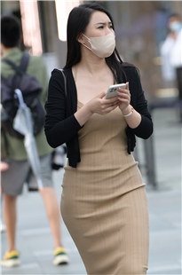 爱穿T的润屯美女3A4580[2.06G]