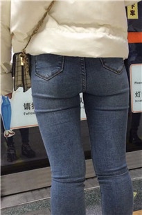 街拍映像KL482[389M]