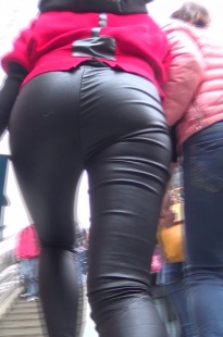 紧身皮裤MM上楼梯[158M/MTS]