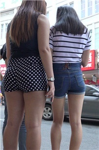 翘臀紧深沟两热裤[151M/MP4]