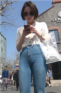 深蓝紧身牛仔裤长腿高跟美女JS291[2.34G]