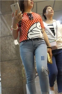 【纳兰xing急作品】丰腴紧致大妞 [MP4/621MB]