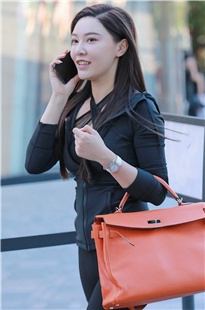 黑色瑜伽裤美眉MJ2011[679M]