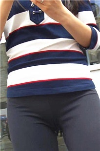 饱满美臀MM买果汁[285M/MP4]