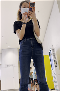 高挑紧牛喇叭裤美女KL008[245M]