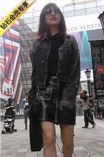 4K-黑色皮短裙街拍高跟美女DJ318[1.12G]