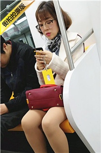 4K-地铁拍摄肉丝OLMM[492M/MP4]