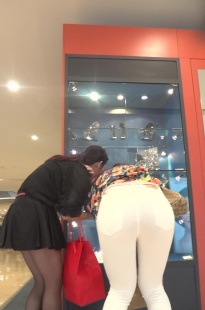 MM的姿势让人很冲动[69.8M/M2TS]