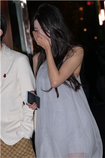 清秀裙装美少女 3A7883[2.81G]