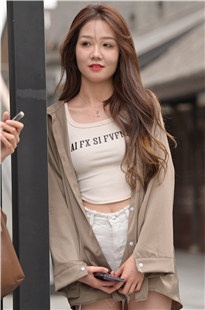 热裤女孩vs韵味轻熟3A5891[3.01G]