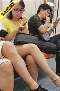 4K-黄色T恤修长MT肉丝眼镜妹子[867M/MP4]