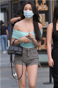 短裤小翘屯小姐姐3A7253[1.22G]