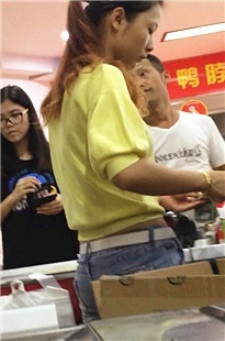 超市风sao紧牛收银员第三季[1.2G/MOV]