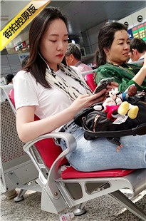 4K-街拍白衣牛仔美眉[429M/MP4]