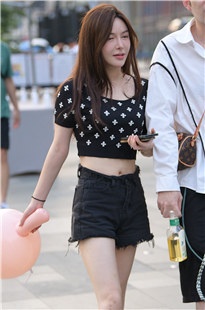 美腿女友3A4764[1.83G]