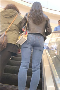 性感蛇腰翘屯蓝牛美女JS224[1.5G]