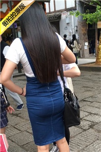 蓝色牛仔包臀裙美眉极品xinggan翘臀[458M/MOV]