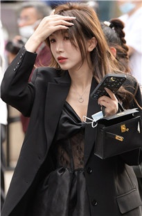 苗条长腿美女3A5053[1.51G]