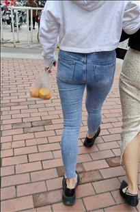 街拍两个牛仔翘屯小妹KL184[605M]
